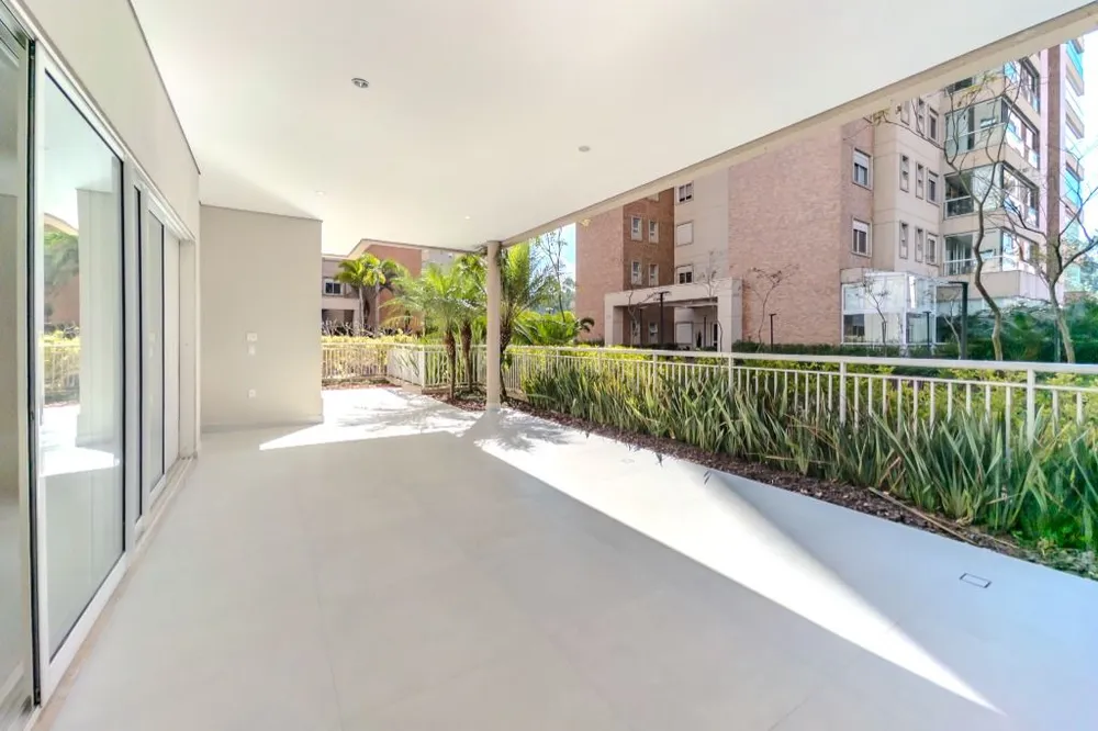 Apartamento, 3 quartos, 223 m² - Foto 1