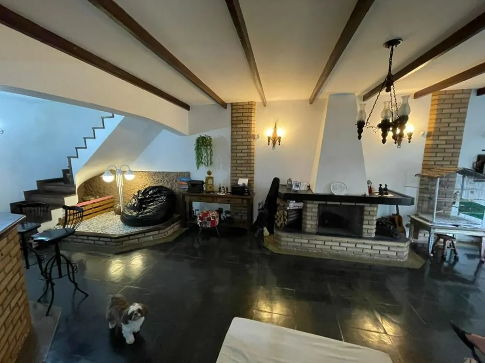 Sobrado, 3 quartos, 242 m² - Foto 2