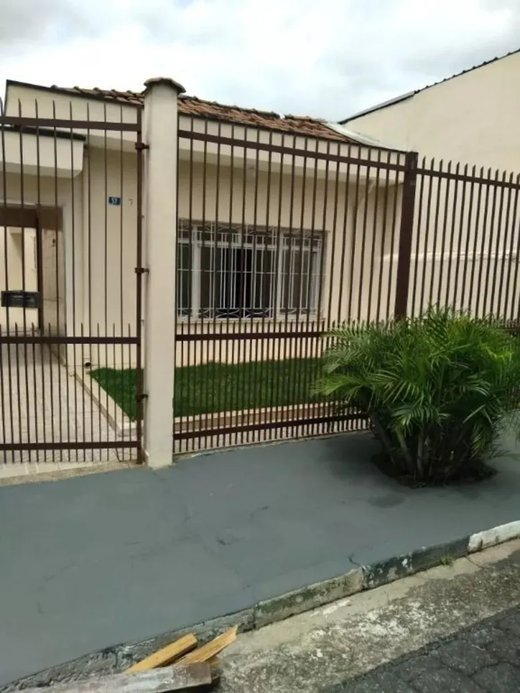 Casa, 1 quarto, 156 m² - Foto 1