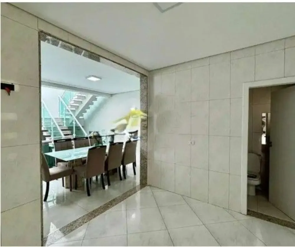 Sobrado, 5 quartos, 260 m² - Foto 3