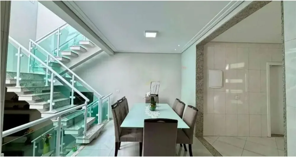 Sobrado, 5 quartos, 260 m² - Foto 2