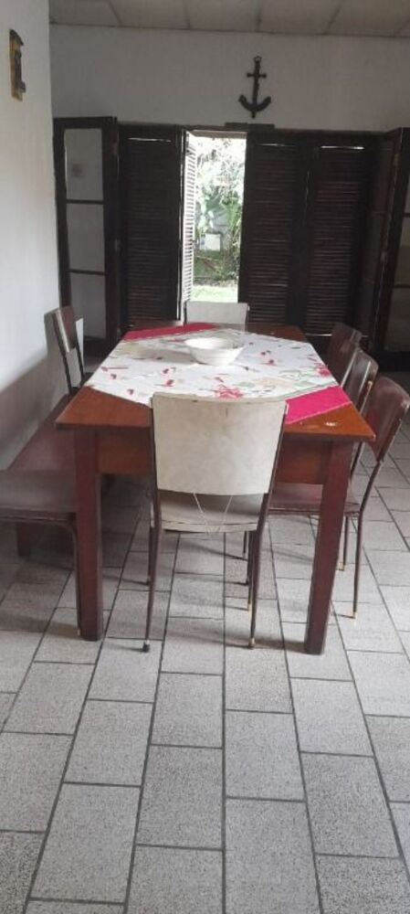 Casa, 3 quartos, 234 m² - Foto 1