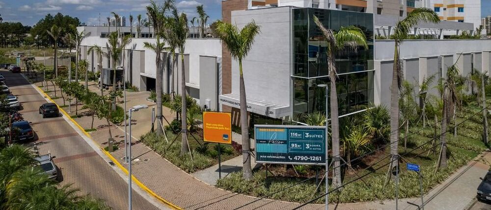 Apartamento à venda com 3 quartos, 116m² - Foto 2
