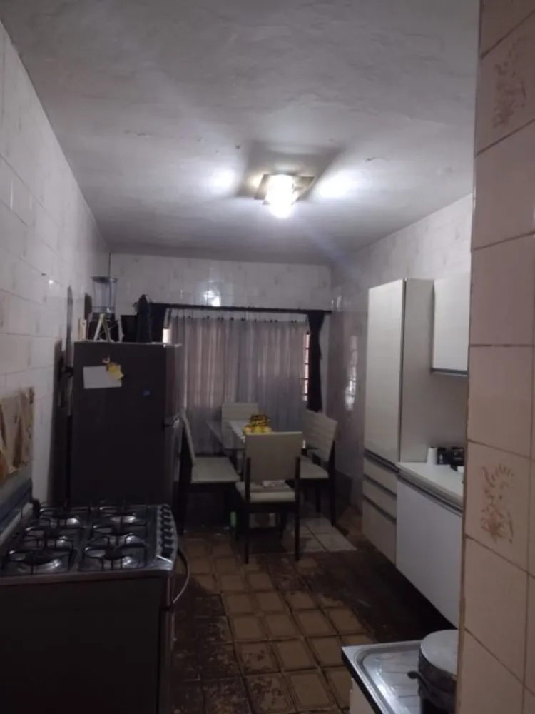 Casa, 6 quartos, 230 m² - Foto 7