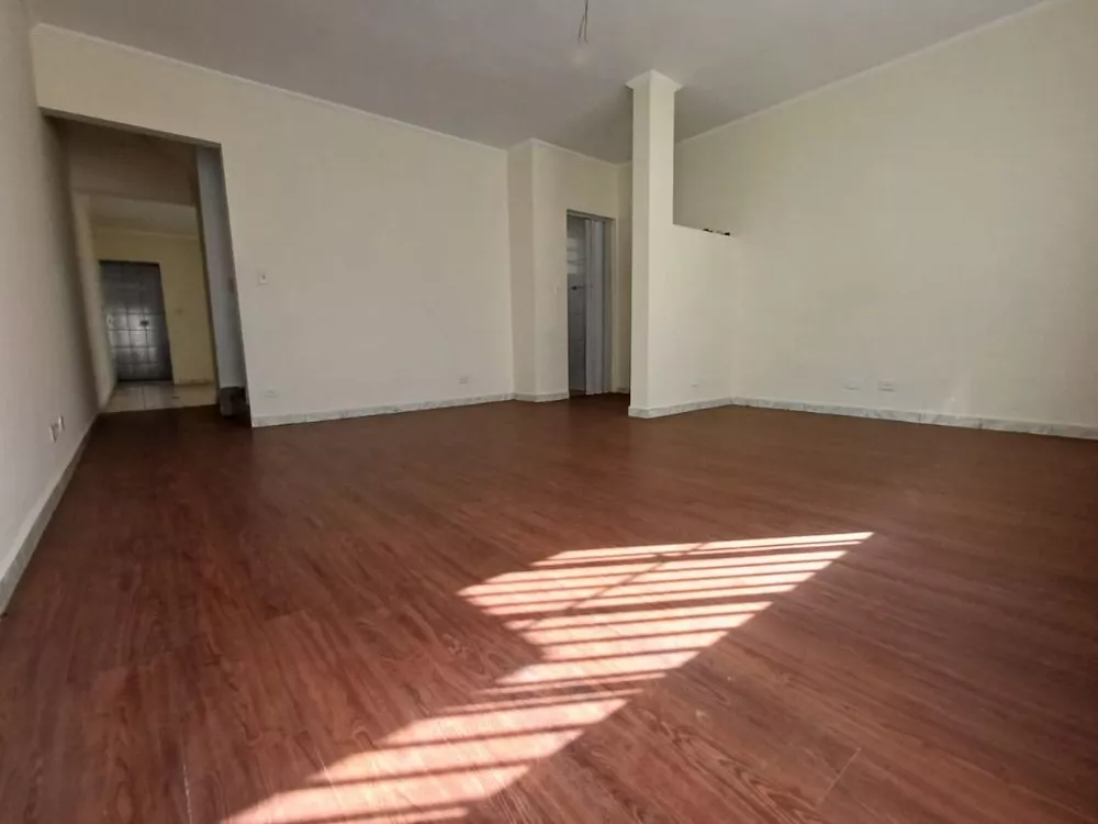 Sobrado para alugar com 3 quartos, 180m² - Foto 2