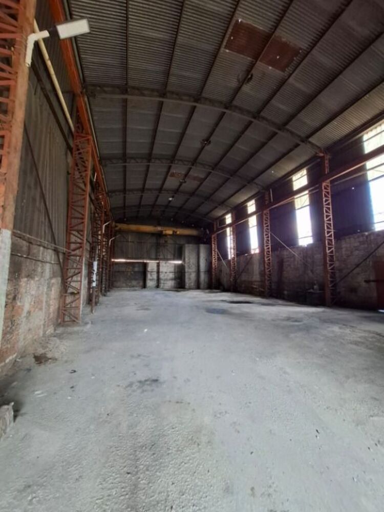 Depósito-Galpão-Armazém para alugar, 330m² - Foto 1