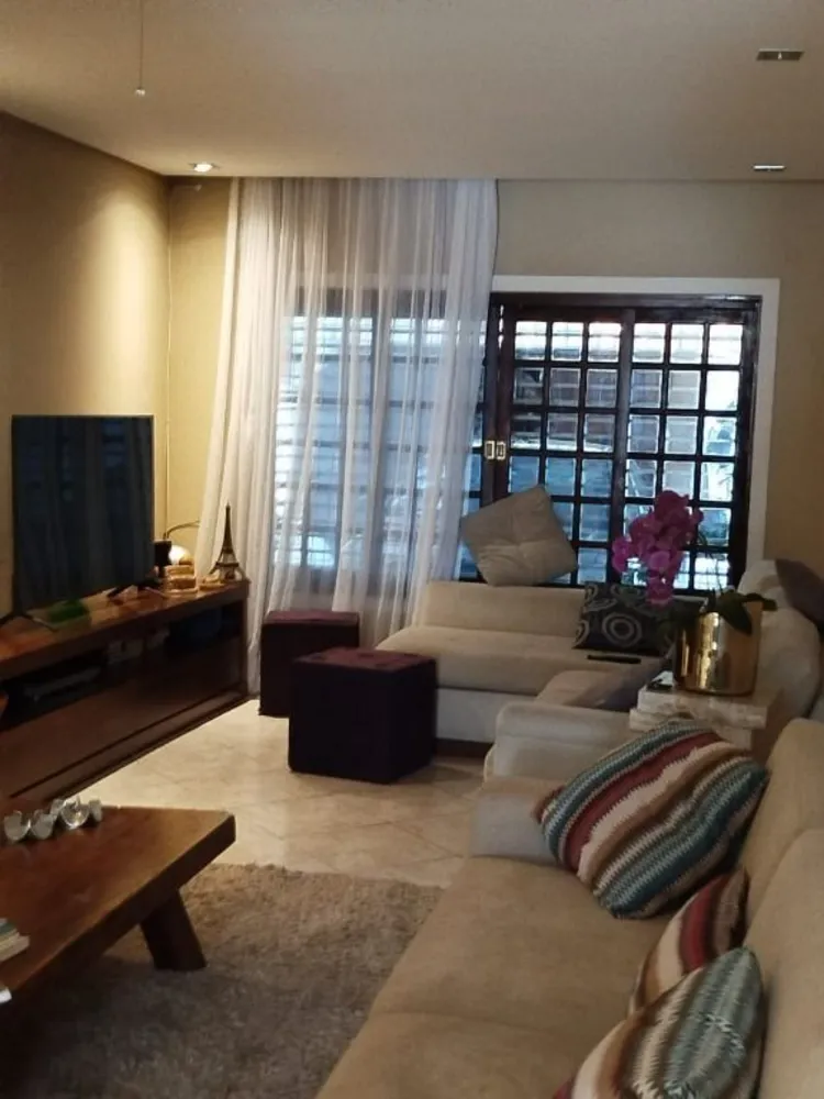 Sobrado, 3 quartos, 280 m² - Foto 1