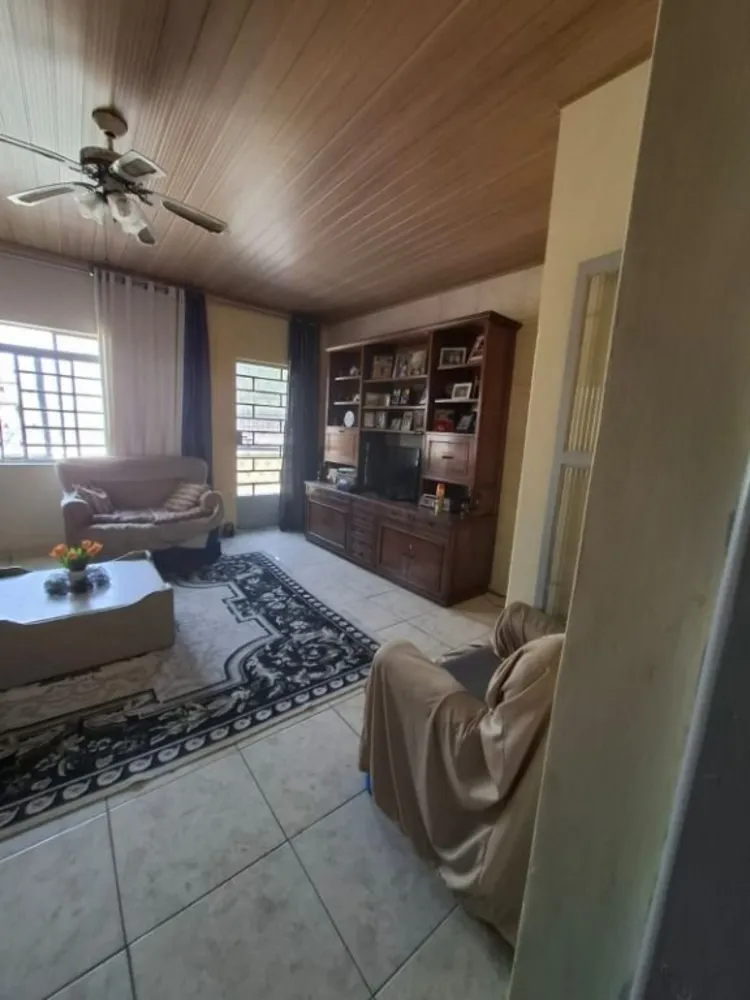 Sobrado, 5 quartos, 180 m² - Foto 1