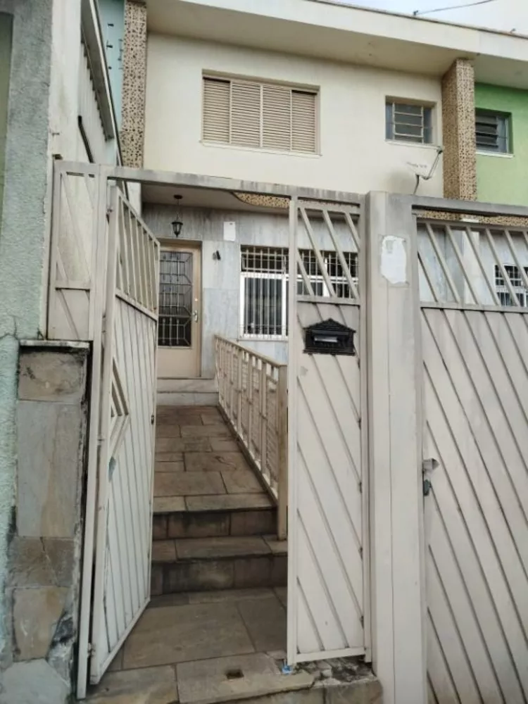 Sobrado para alugar com 3 quartos, 200m² - Foto 2