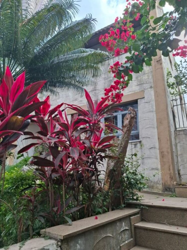 Casa à venda com 4 quartos, 350m² - Foto 8