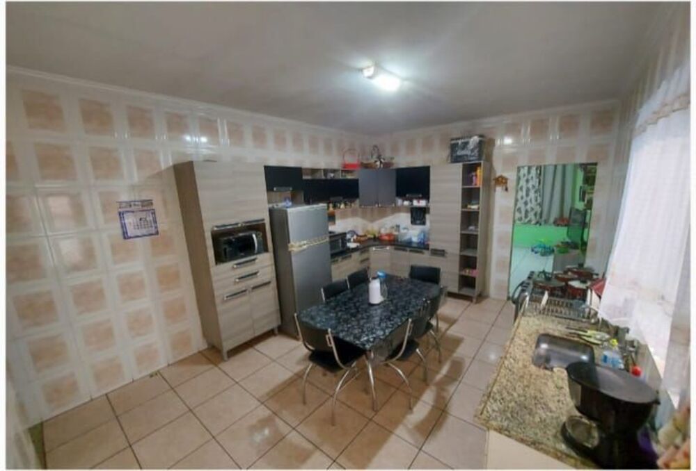 Sobrado, 8 quartos, 124 m² - Foto 3