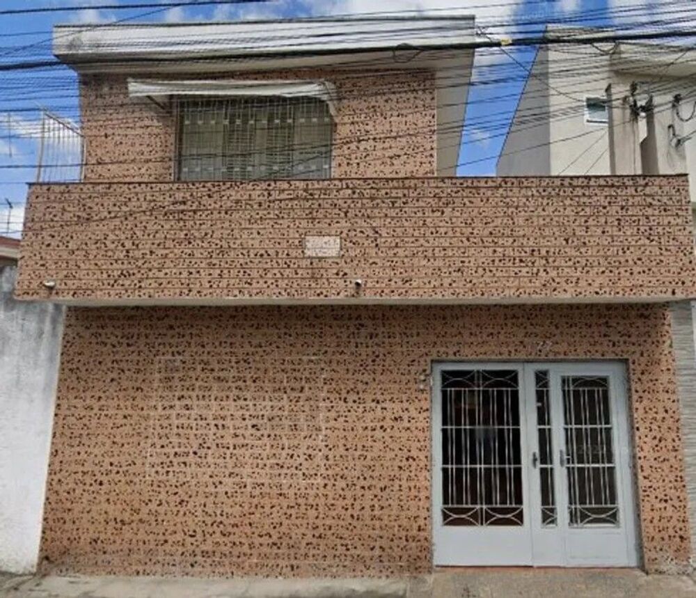 Sobrado à venda com 3 quartos, 144m² - Foto 1