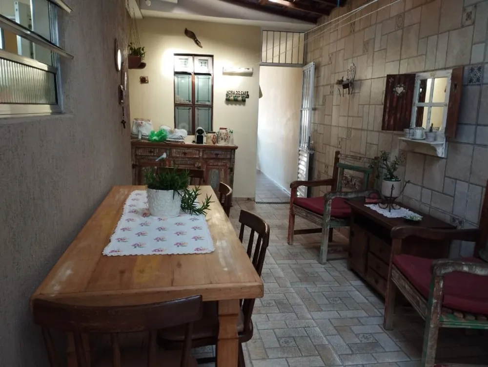 Casa, 2 quartos, 207 m² - Foto 2