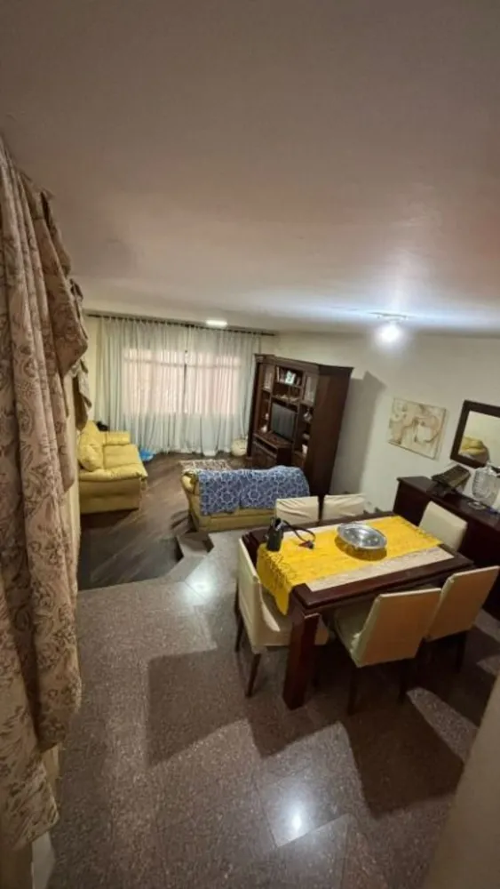 Sobrado, 3 quartos, 199 m² - Foto 1