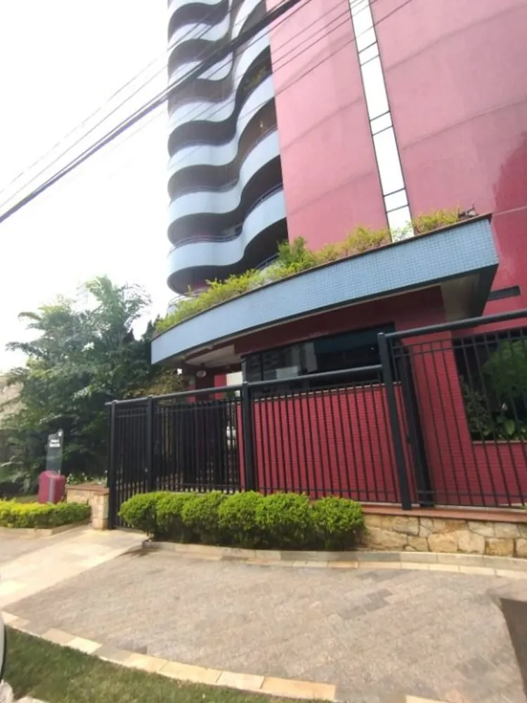 Apartamento, 4 quartos, 215 m² - Foto 1