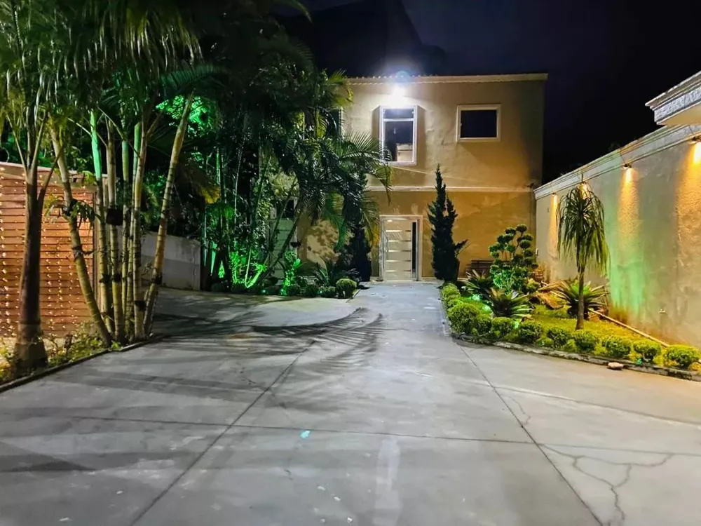 Casa, 10 quartos, 1500 m² - Foto 1
