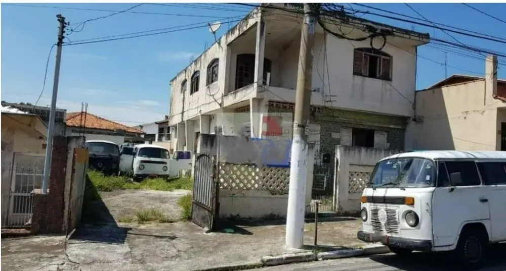 Sobrado, 6 quartos, 341 m² - Foto 2