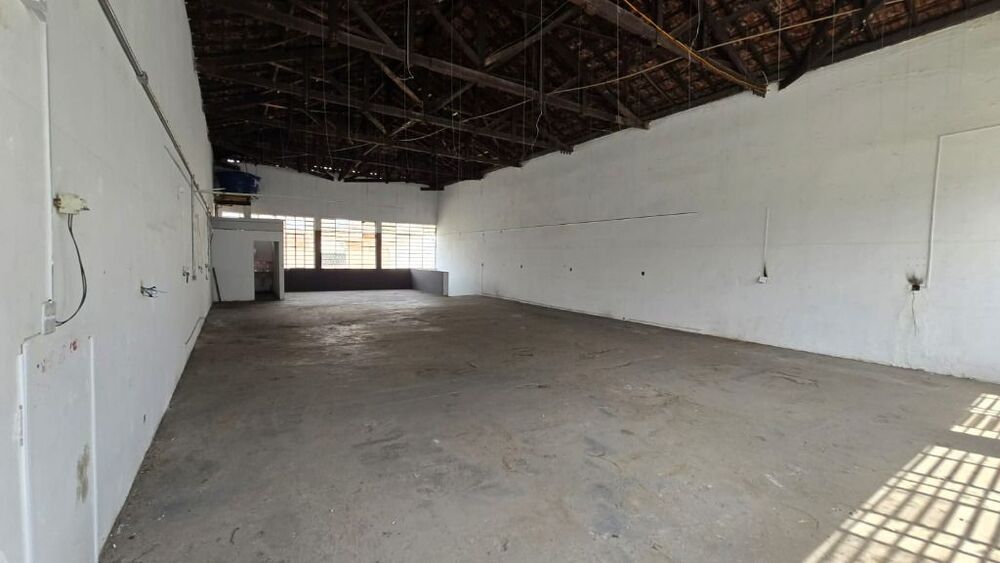 Depósito-Galpão-Armazém para alugar, 600m² - Foto 3