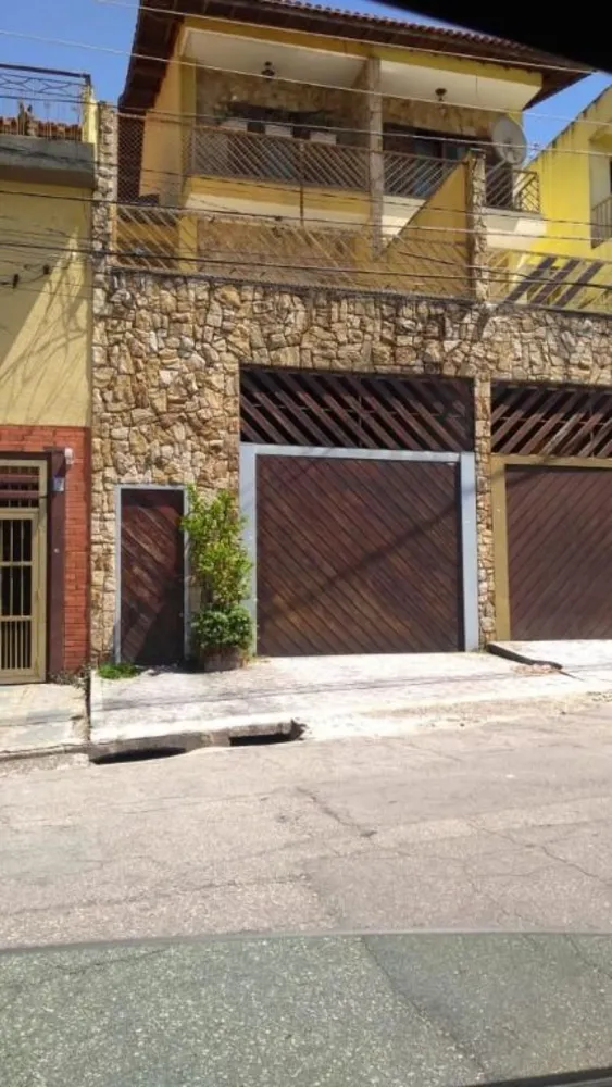 Sobrado, 3 quartos, 180 m² - Foto 1