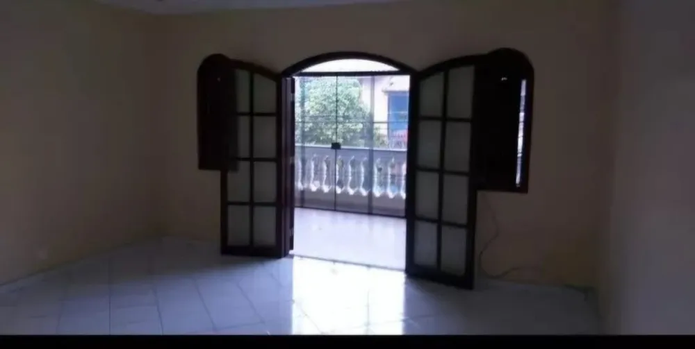 Casa, 3 quartos, 180 m² - Foto 1