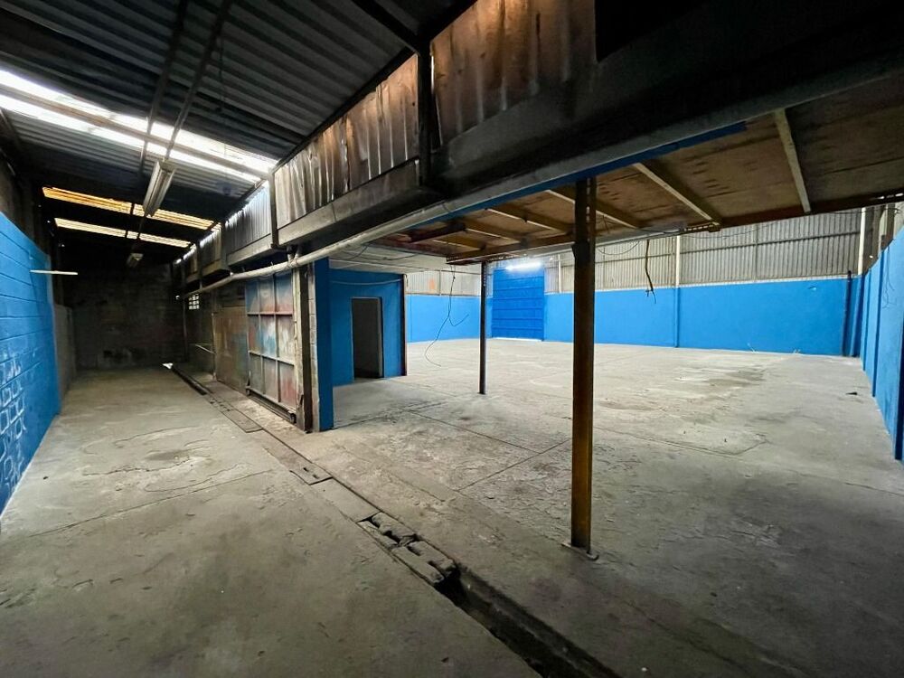Depósito-Galpão, 370 m² - Foto 1