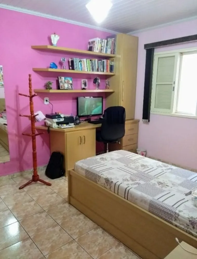 Casa, 6 quartos, 228 m² - Foto 4