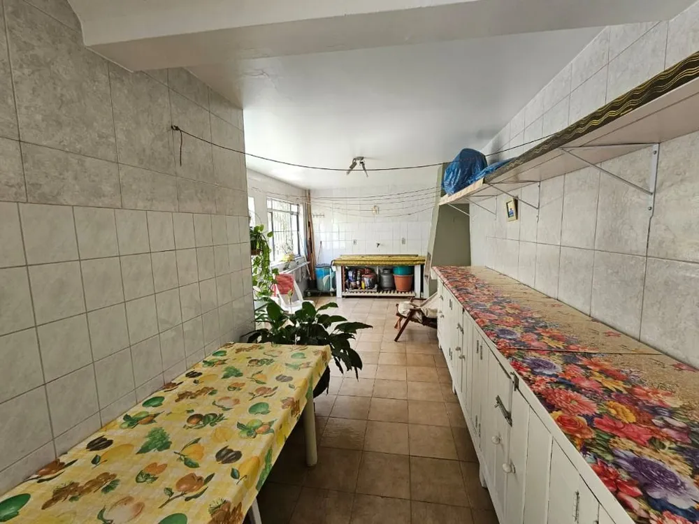 Casa, 4 quartos, 240 m² - Foto 5