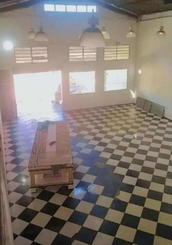 Depósito-Galpão, 250 m² - Foto 1