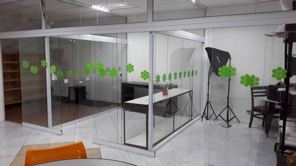 Loja-Salão, 300 m² - Foto 1