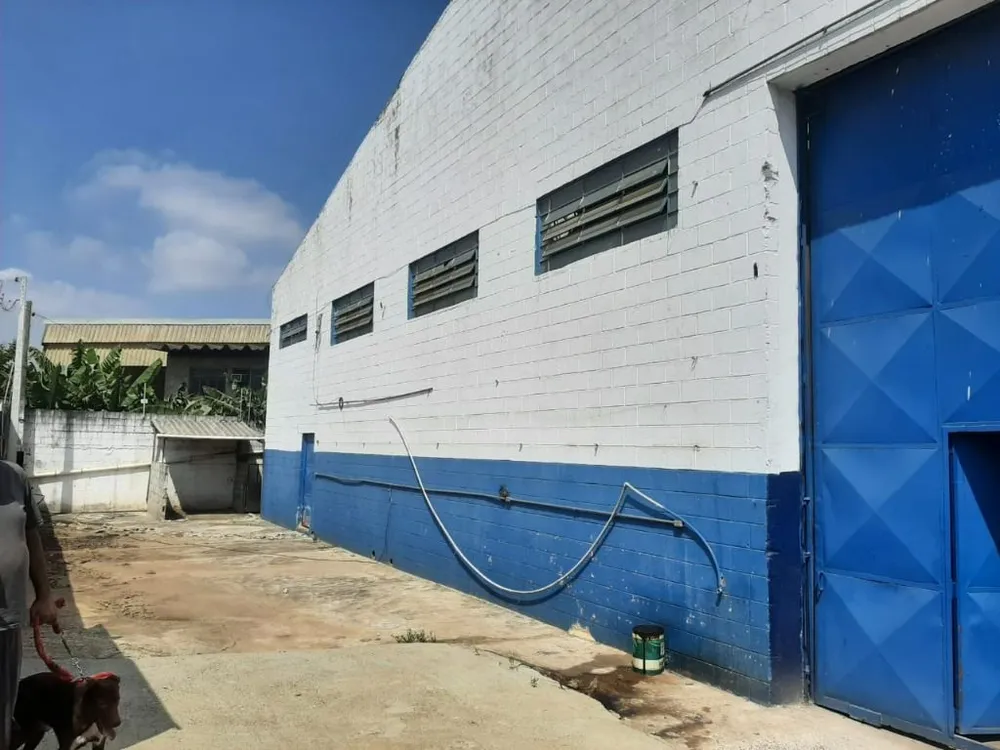 Depósito-Galpão, 686 m² - Foto 1