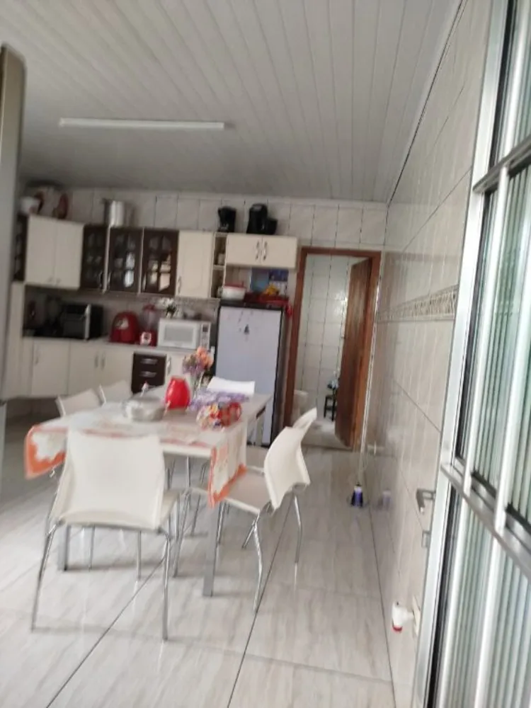 Sobrado, 2 quartos, 240 m² - Foto 2
