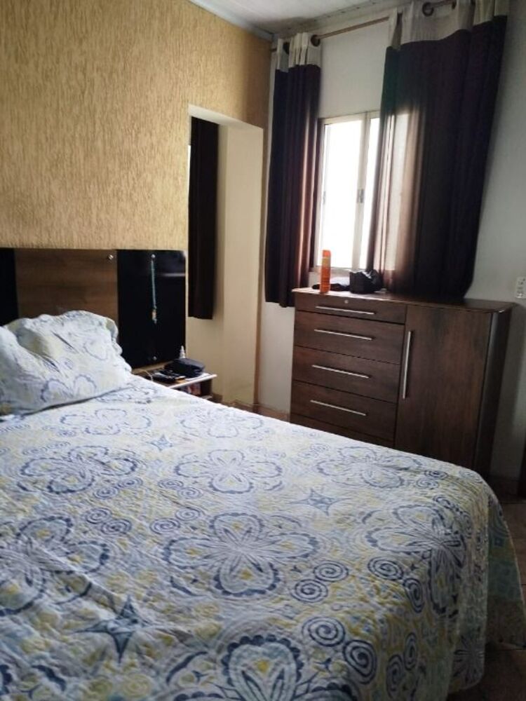 Sobrado à venda com 2 quartos, 240m² - Foto 1