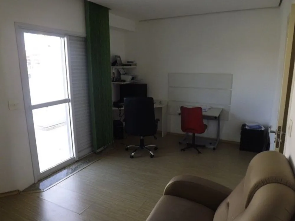 Casa, 3 quartos, 250 m² - Foto 9