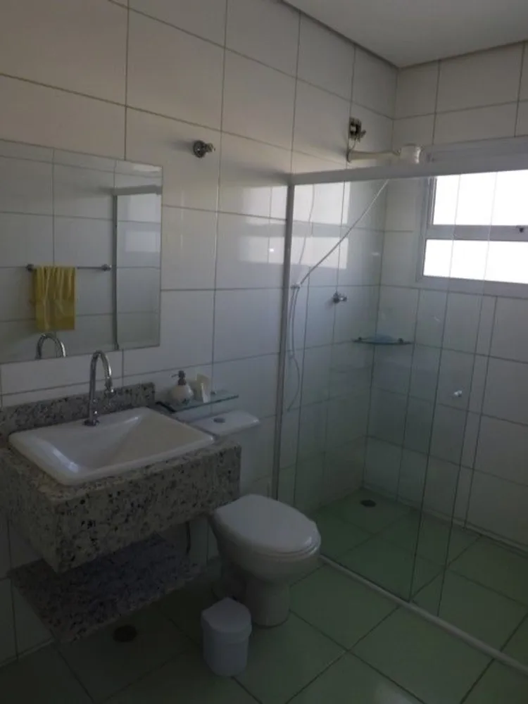 Casa, 3 quartos, 250 m² - Foto 3