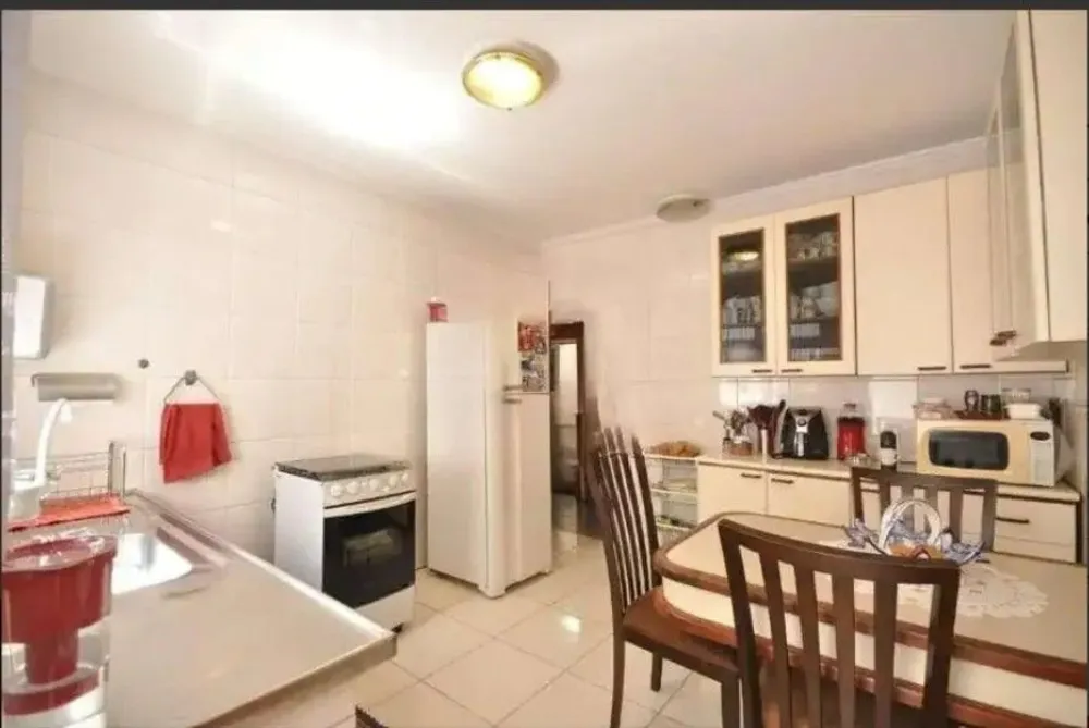 Casa, 5 quartos, 295 m² - Foto 1