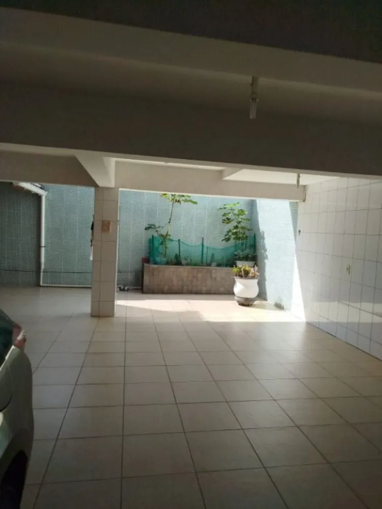 Sobrado, 4 quartos, 255 m² - Foto 1