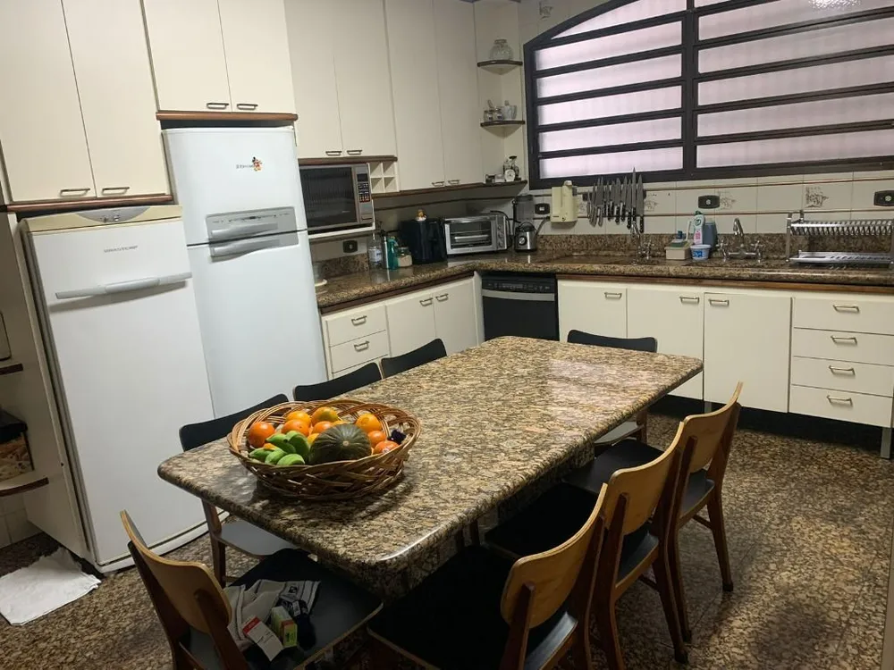 Sobrado, 3 quartos, 299 m² - Foto 2