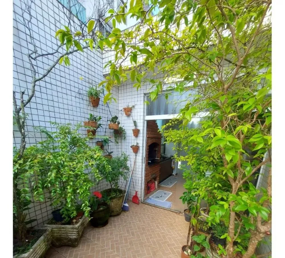 Sobrado, 4 quartos, 228 m² - Foto 1