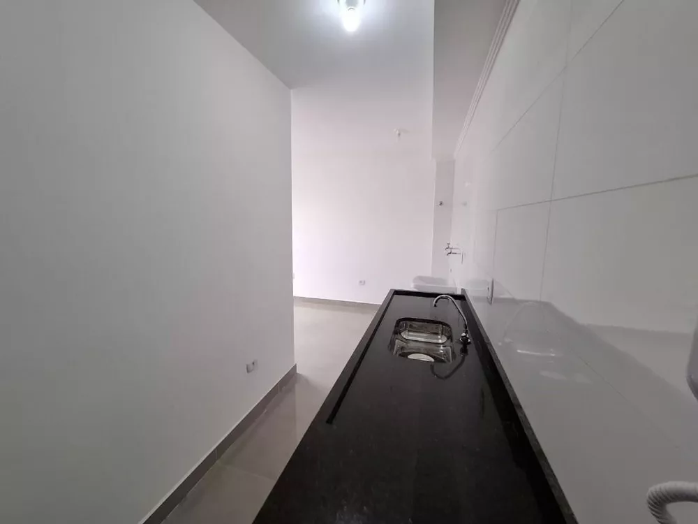 Apartamento para alugar com 2 quartos, 35m² - Foto 2