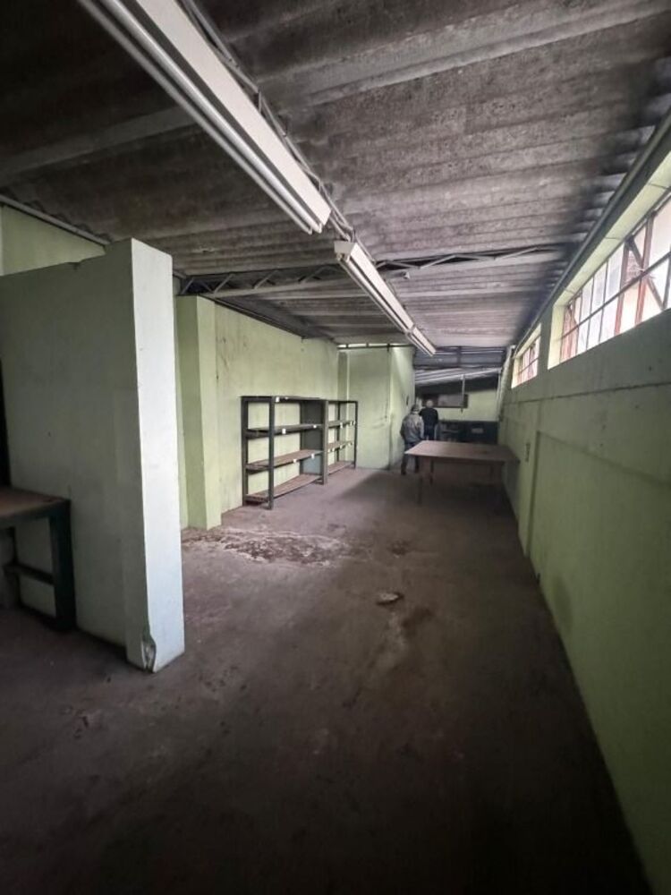 Depósito-Galpão-Armazém para alugar, 1000m² - Foto 4