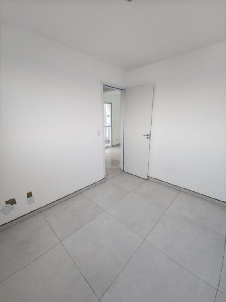 Apartamento à venda com 2 quartos, 46m² - Foto 12