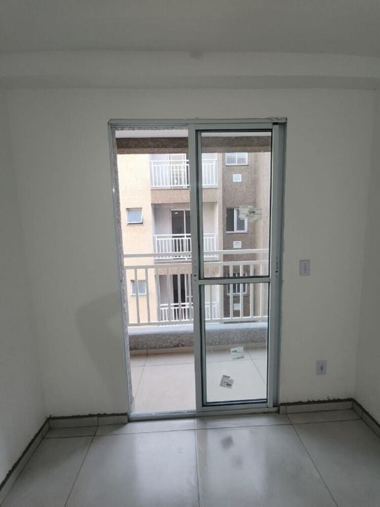 Apartamento à venda com 2 quartos, 46m² - Foto 2
