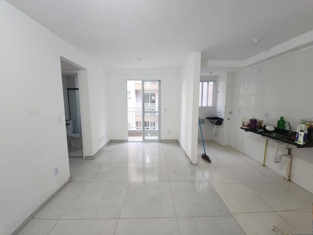 Apartamento à venda com 2 quartos, 46m² - Foto 3