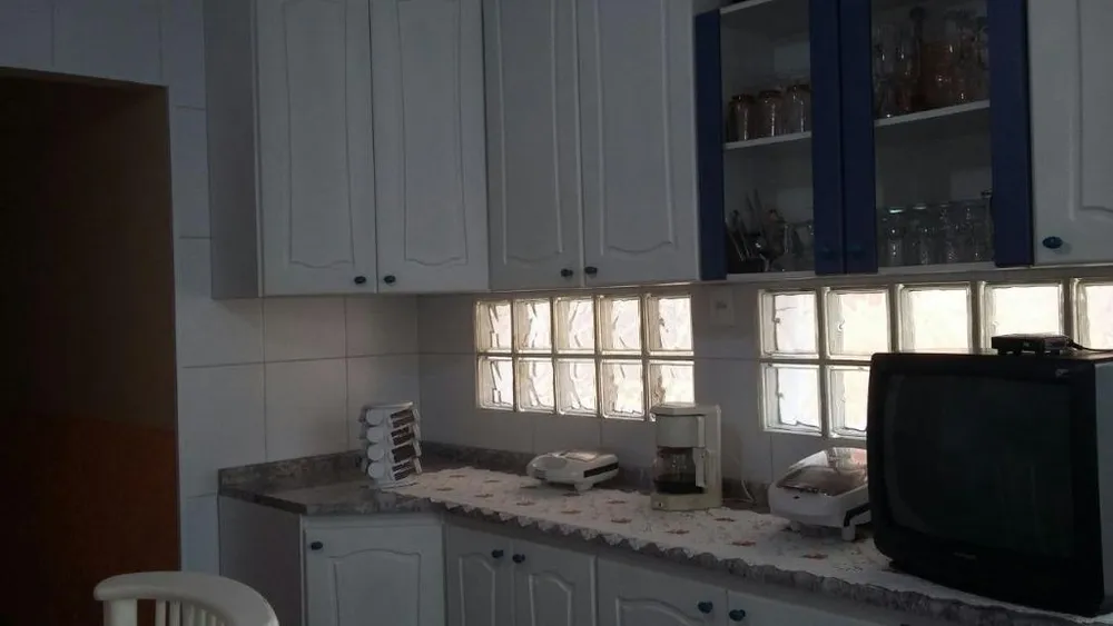 Sobrado, 8 quartos, 284 m² - Foto 4