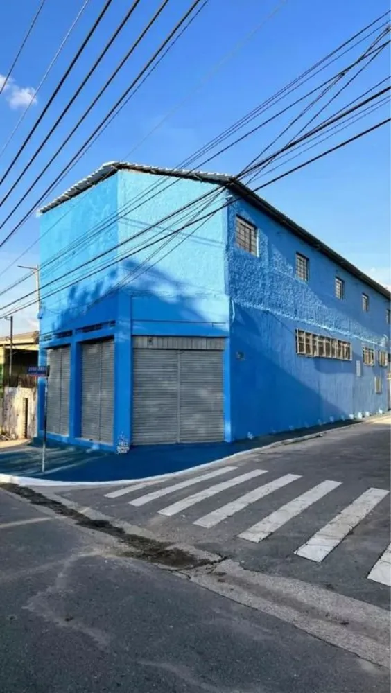 Depósito-Galpão, 1600 m² - Foto 1