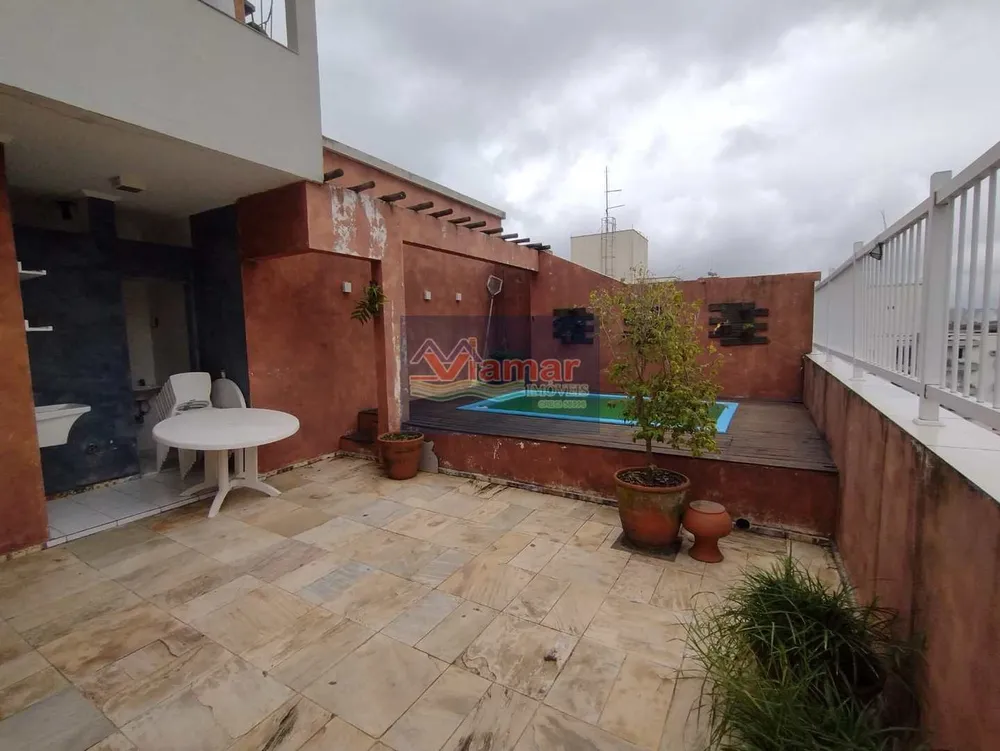 Cobertura, 3 quartos, 180 m² - Foto 2