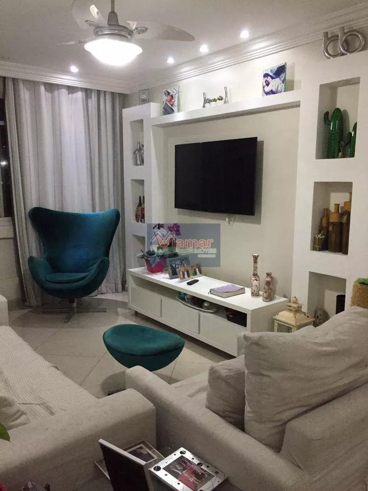 Apartamento à venda com 3 quartos, 110m² - Foto 2