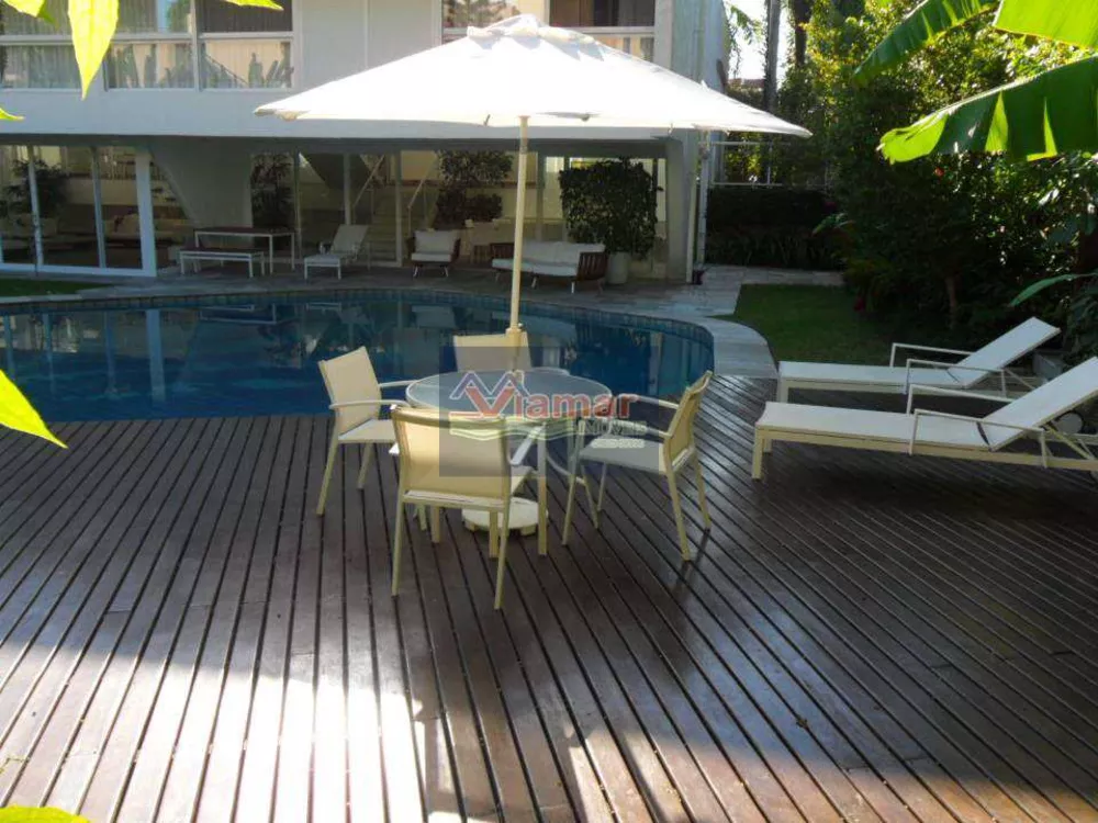 Casa à venda com 6 quartos, 492m² - Foto 3