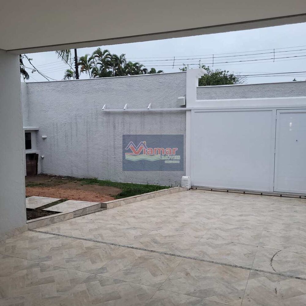 Casa, 4 quartos, 247 m² - Foto 1