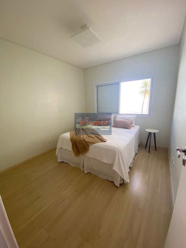 Casa, 4 quartos, 236 m² - Foto 4